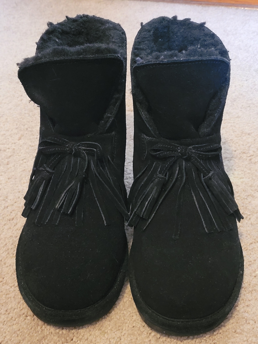 BearPaw Women's Size 8 Black Suede Fringe Bow Tassels Winter Boots